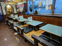 ■掘り炬燵式座席2〜4名　　５卓